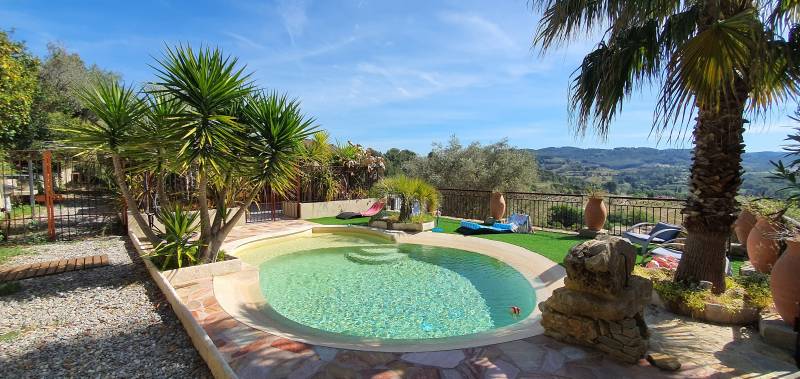 A vendre villa sur La cadière d'azur, idéal chambres d'hôtes dans le var 