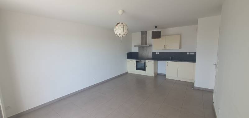 Acheter un appartement dans résidence récente proche du centre ville de Hyères